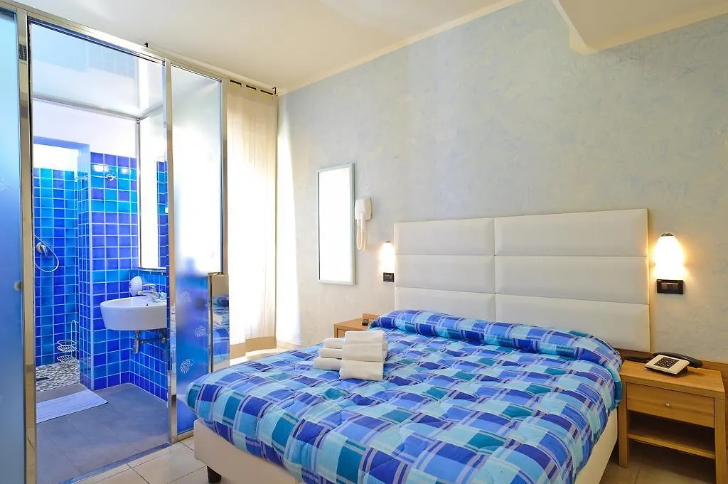 Hotel Vannucci Ρίμινι 3*,
