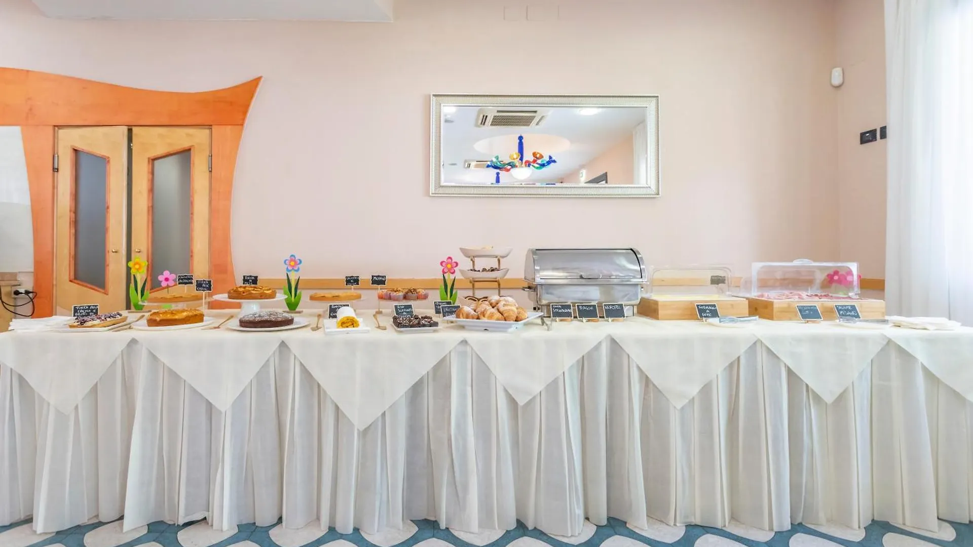 Hotel Vannucci Ρίμινι Ιταλία