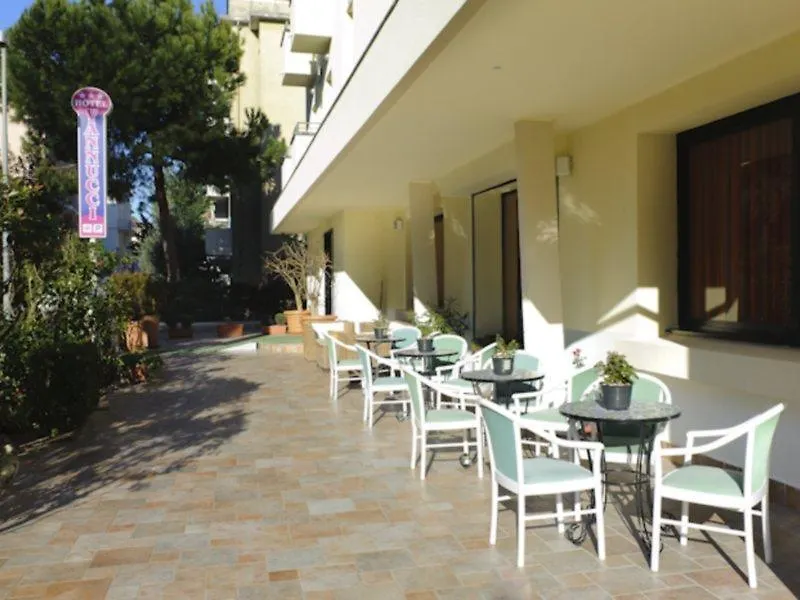 ***  Hotel Vannucci Ρίμινι Ιταλία