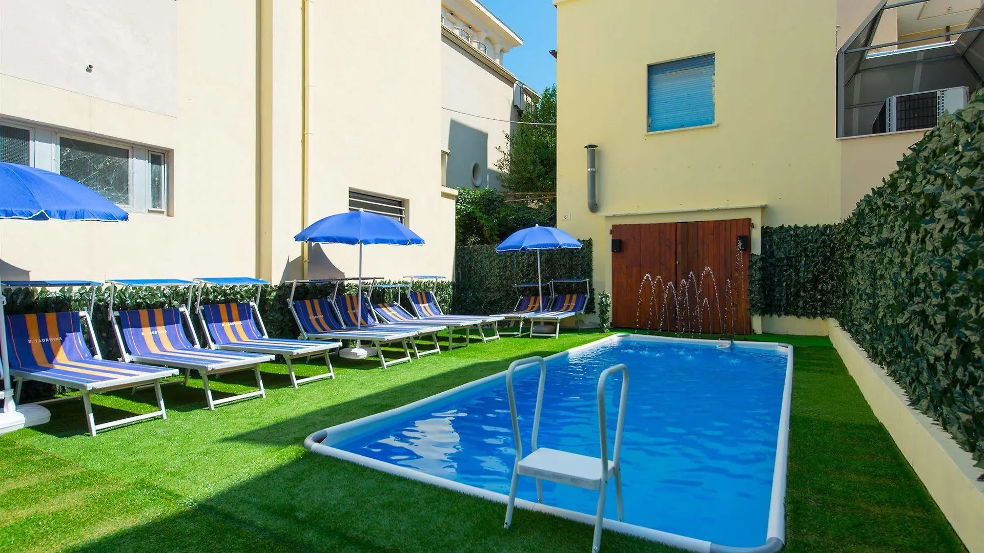 Hotel Vannucci Ρίμινι 3*,