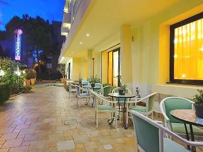 Hotel Vannucci Ρίμινι